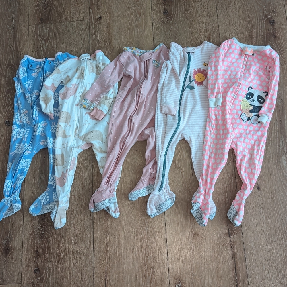 Lot of 5 Baby Girl 12M Carter’s Footie Sleepers Zip Up